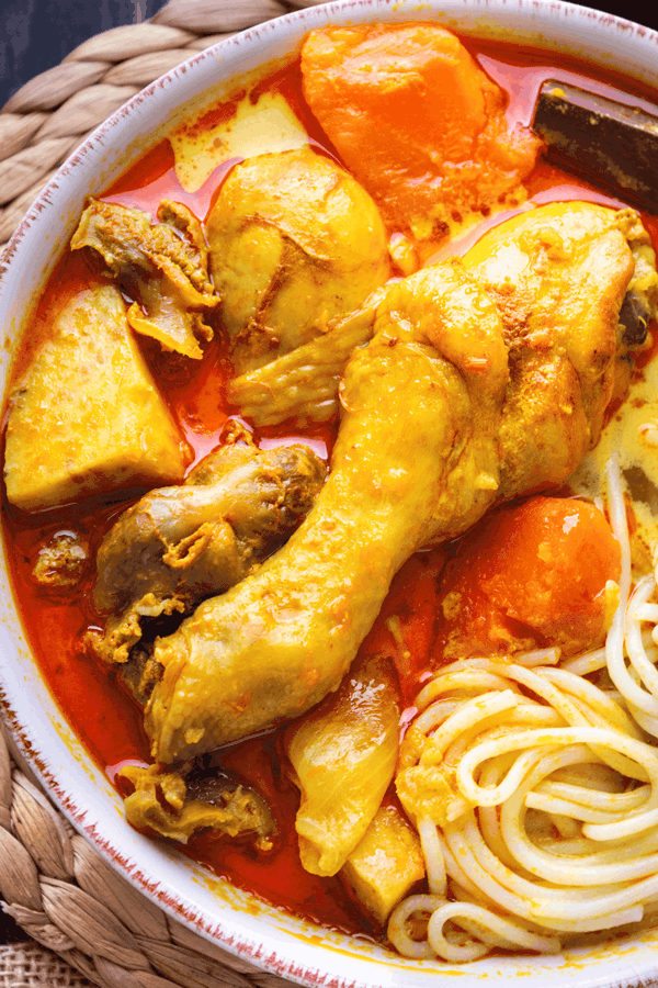 Cà Ri Gà (Vietnamese Chicken Curry) | Wok and Kin